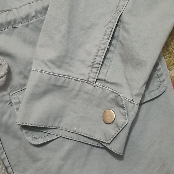 Charlotte Rouse Utility Jacket with Hummingbird - Picture 6 of 9